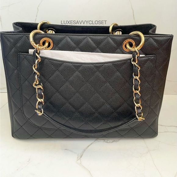 CHANEL GST Tote - Picture 3 of 16